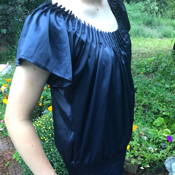 🛍$1 Add on!🛍 Black medium top - Charlotte Russe - Picture 5 of 6